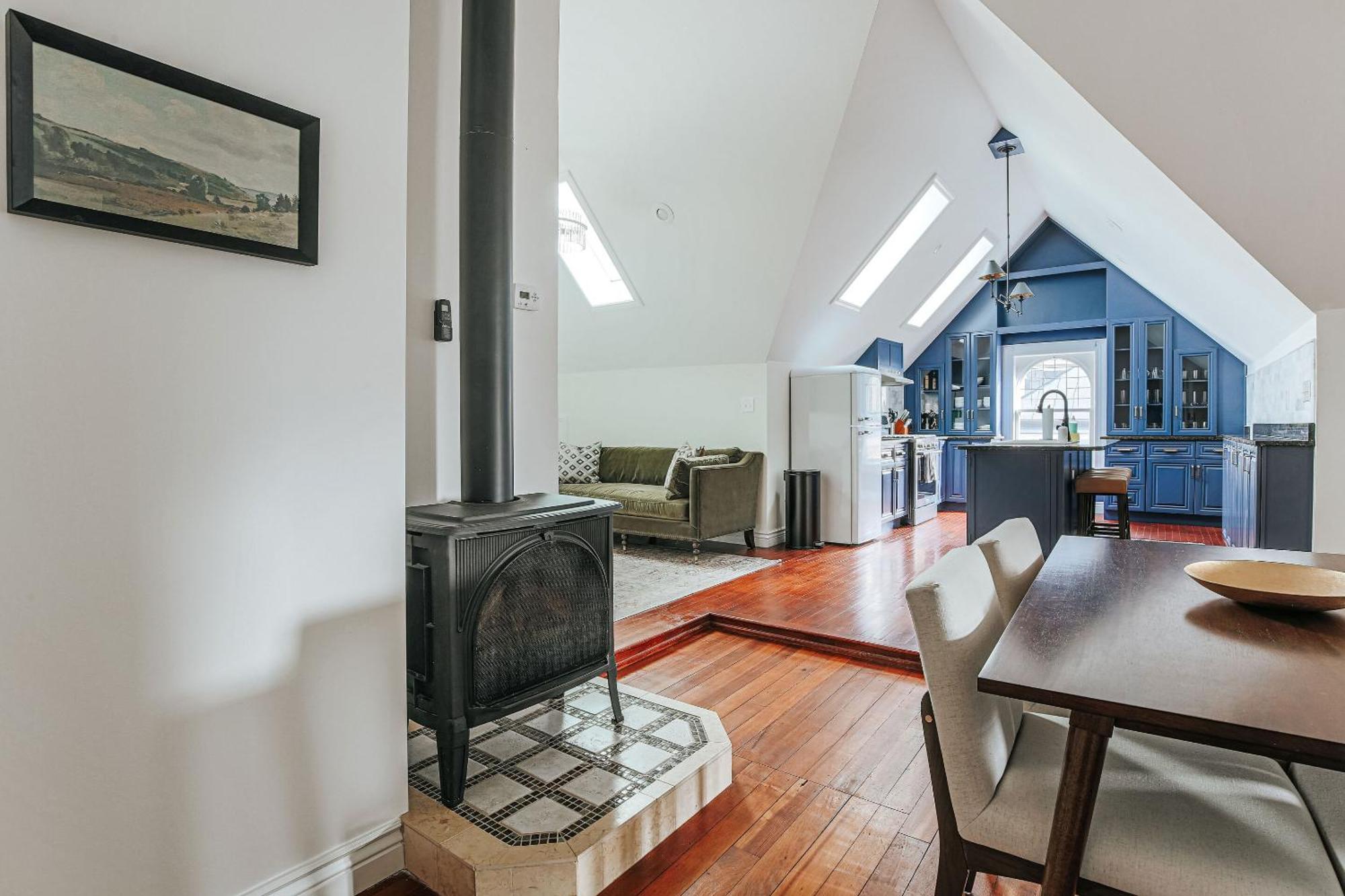 The Historic Berkeley Place Staunton Room photo