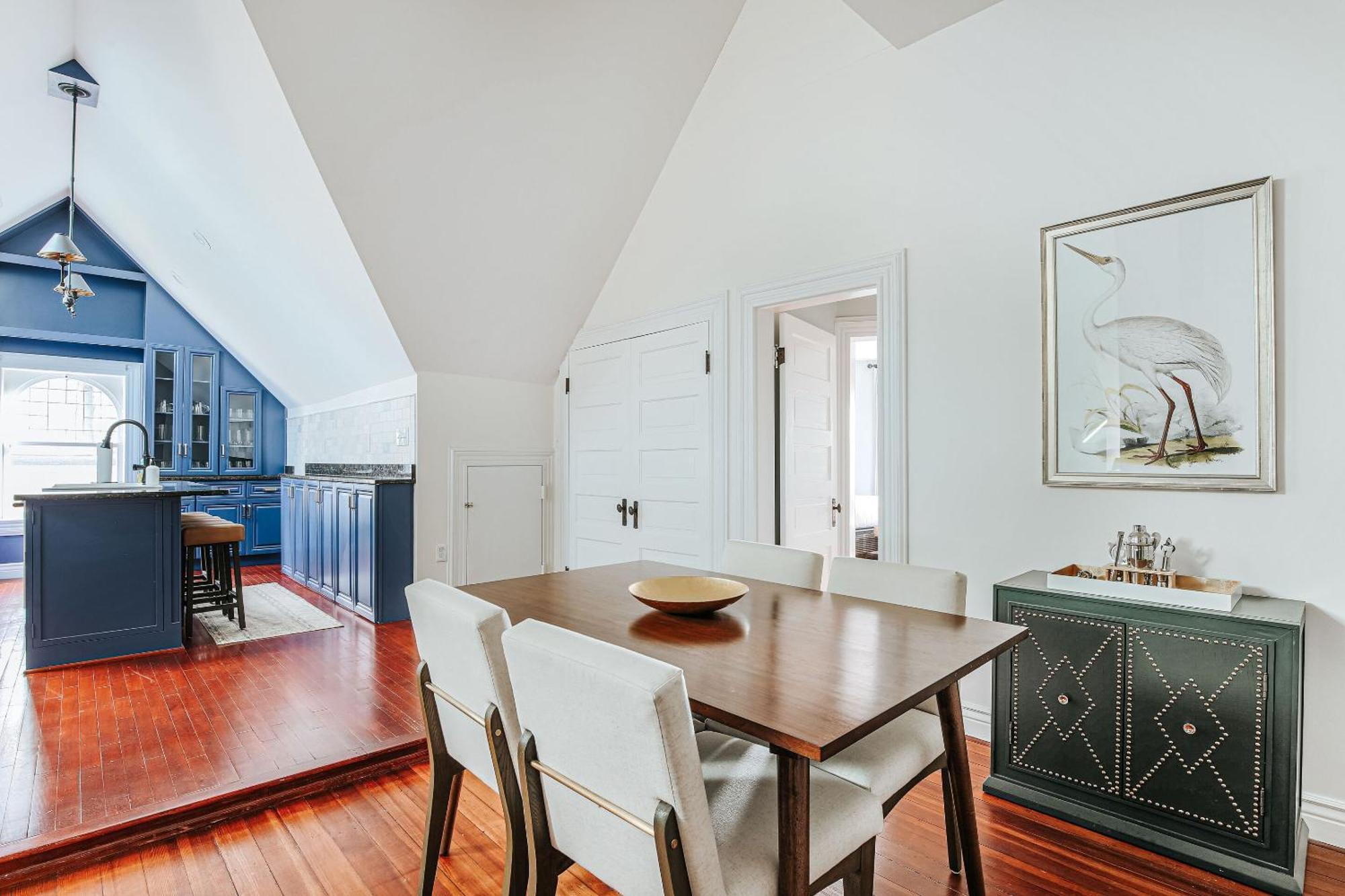 The Historic Berkeley Place Staunton Room photo